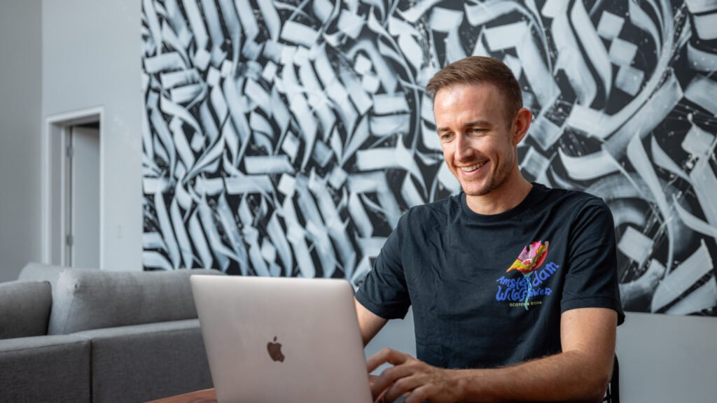 He quit his job to start a "side hustle"... and now he's making $50,000 a month: The Inspiring Story of Ryan Robinson